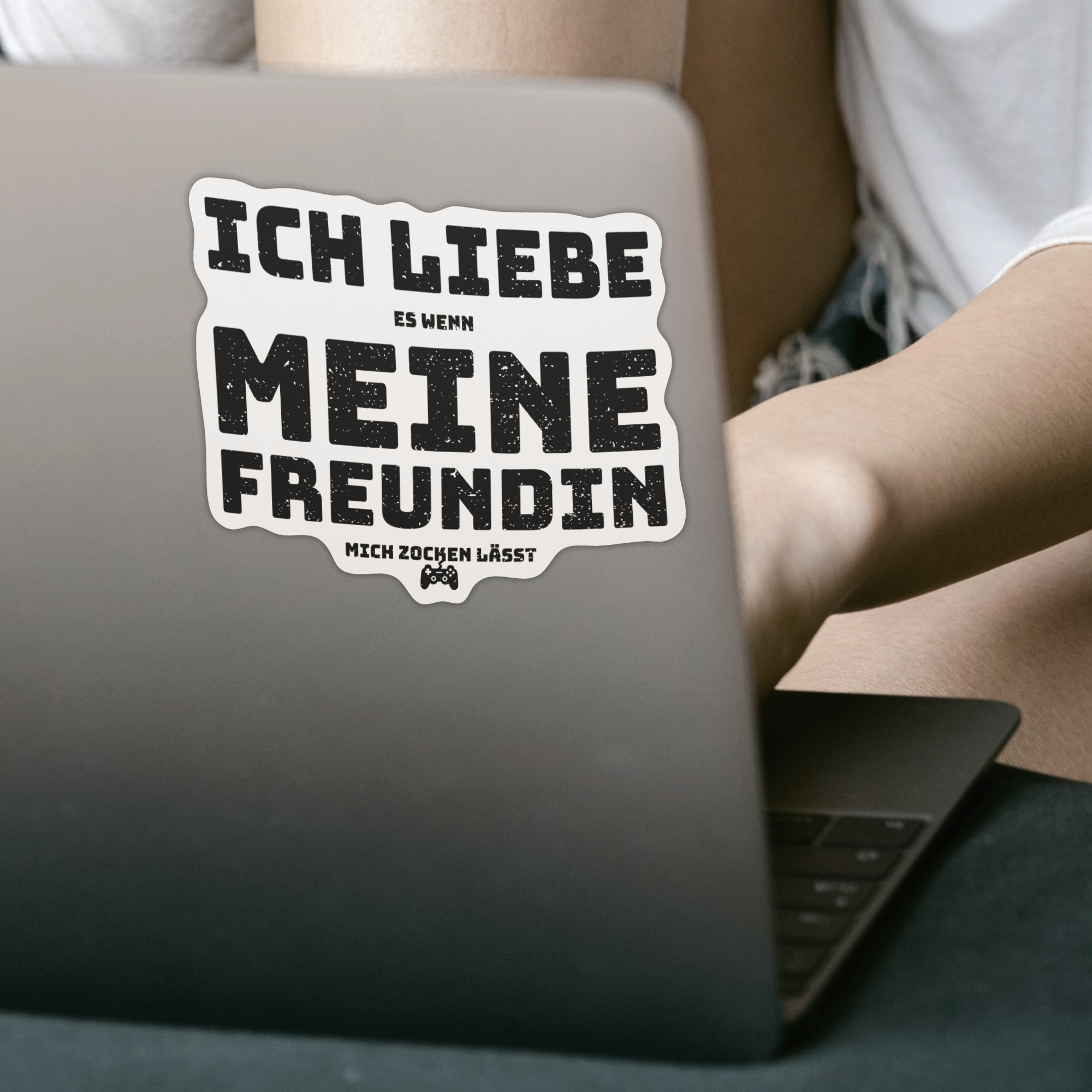 Ich Liebe Es Wenn Meine Freundin Mich Zocken Lässt Sticker - DESIGNSBYJNK5.COM