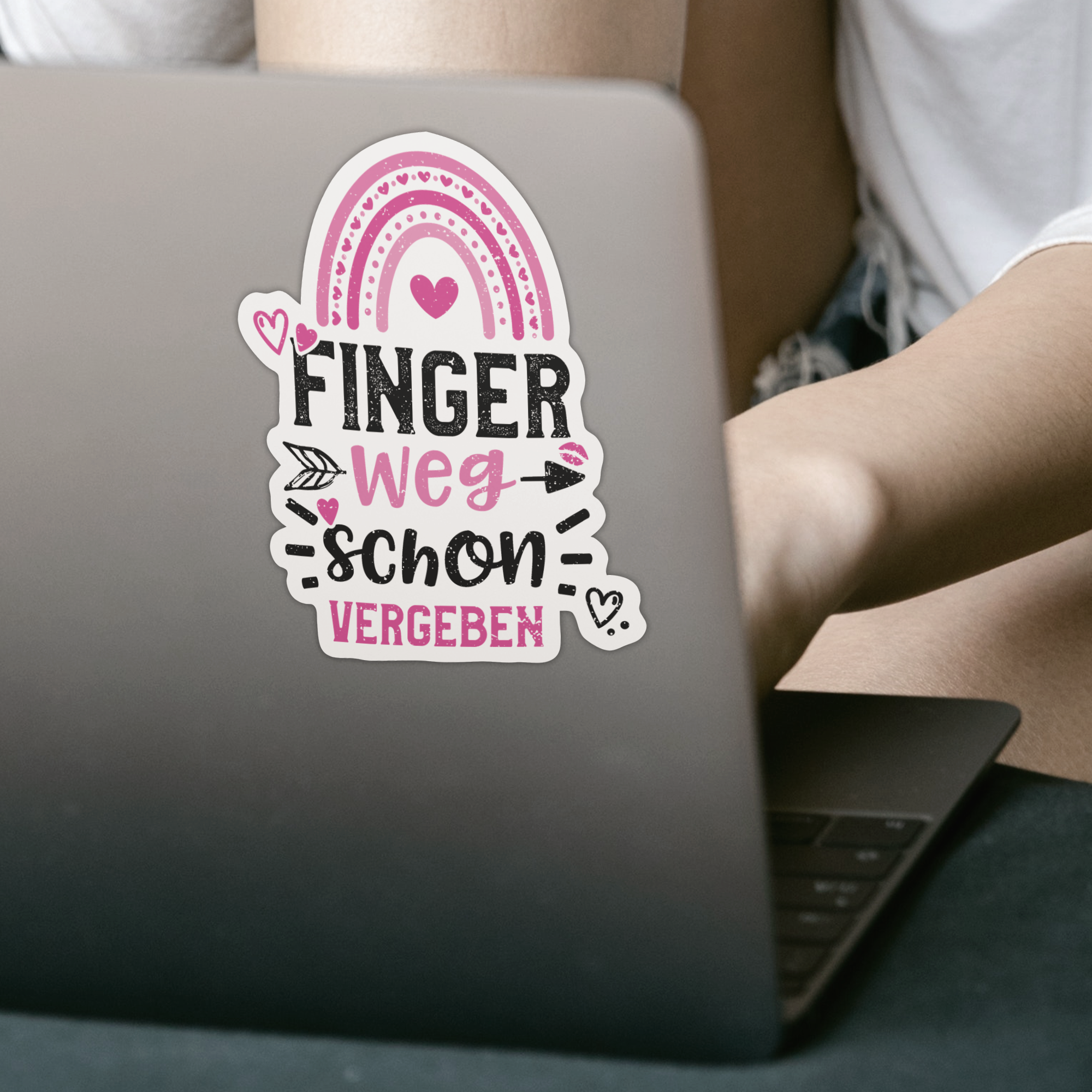 Finger weg schon vergeben Sticker - DESIGNSBYJNK5.COM