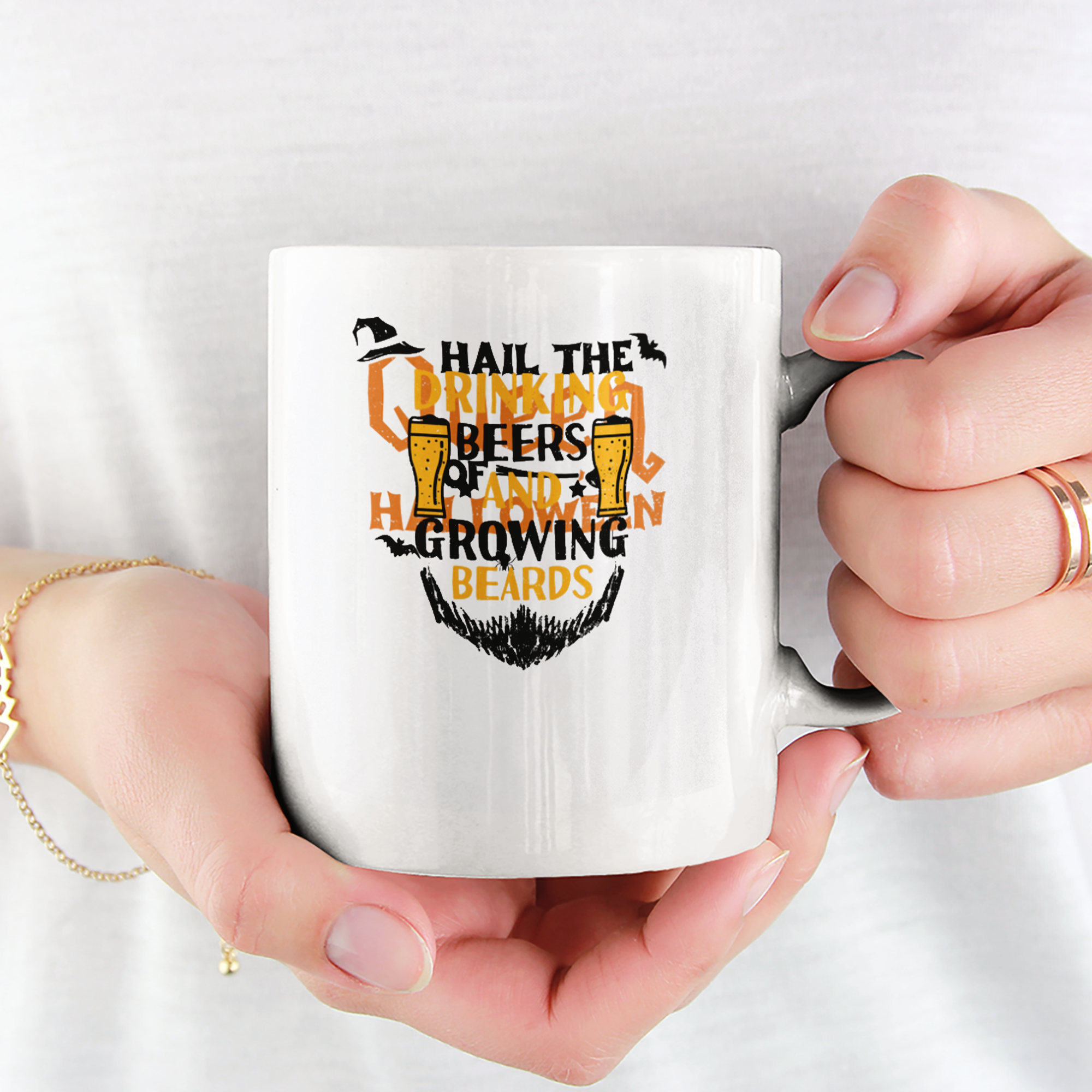 Drinking Beers And Growing Beards Tasse - DESIGNSBYJNK5.COM