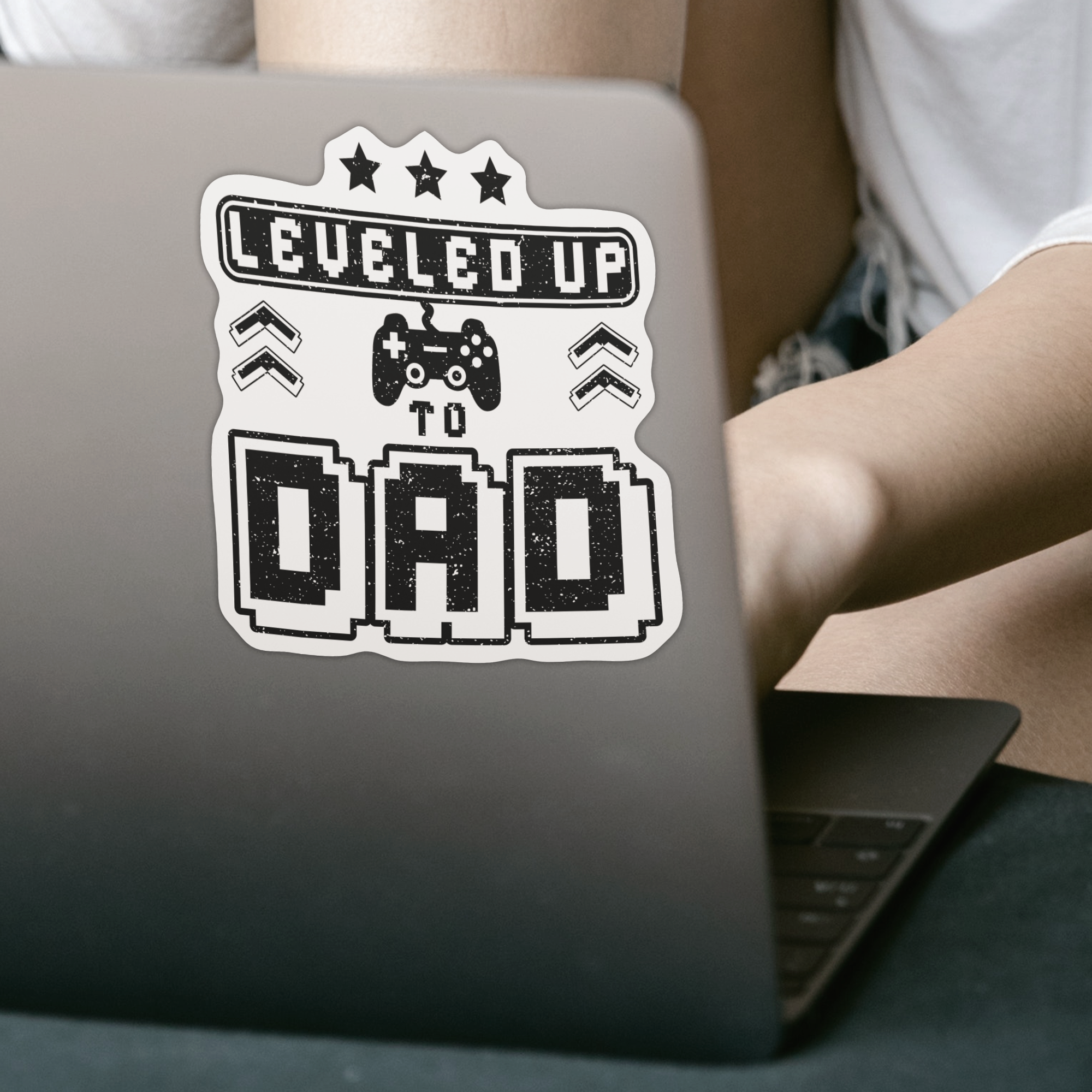 Leveled Up To Dad Sticker - DESIGNSBYJNK5.COM