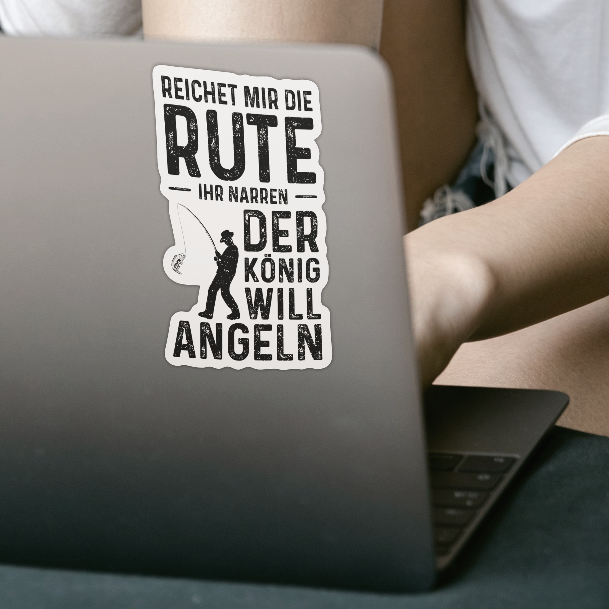 Reichet Mir Die Rute Der König Will Angeln Sticker - DESIGNSBYJNK5.COM