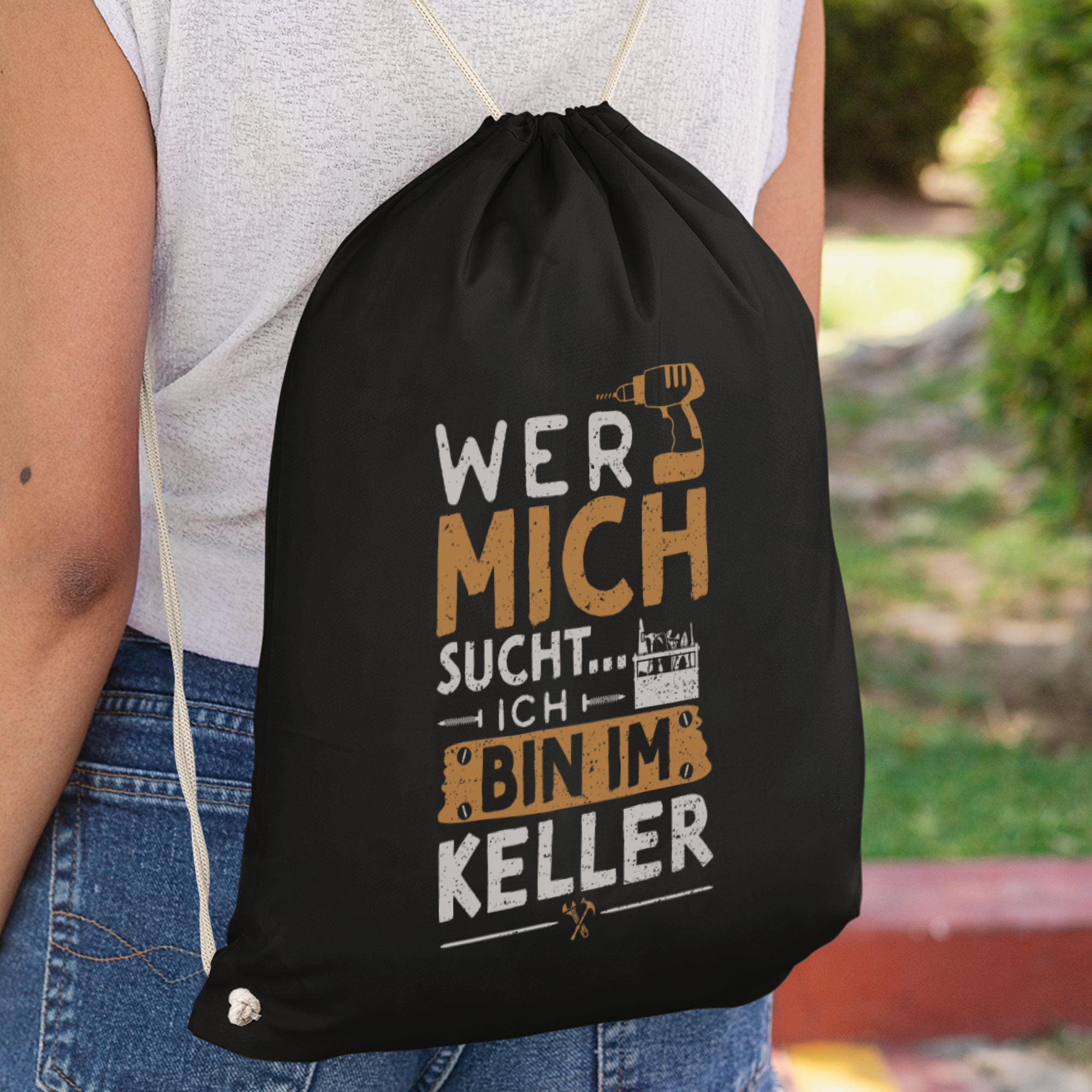 Wer Mich Sucht Ich Bin Im Keller Turnbeutel - DESIGNSBYJNK5.COM