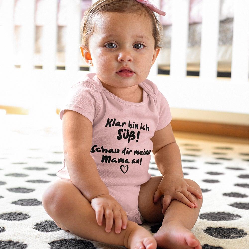 Klar Bin Ich Süß Schau Dir Meine Mama An Baby-Body - DESIGNSBYJNK5.COM
