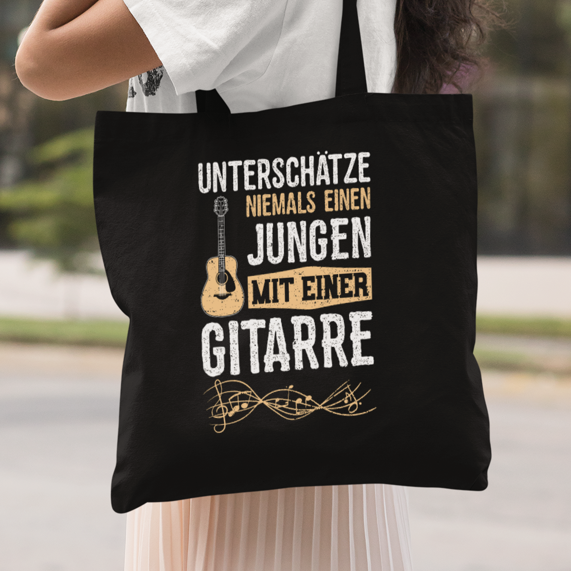 Unterschätze Niemals Einen Jungen Mit Einer Gitarre Stoffbeutel - DESIGNSBYJNK5.COM