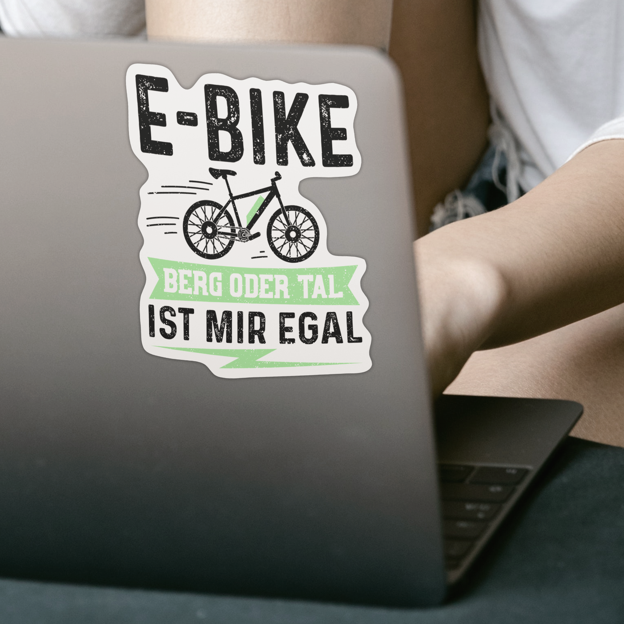 E-Bike Berg Oder Tal Ist Mir Egal Sticker - DESIGNSBYJNK5.COM