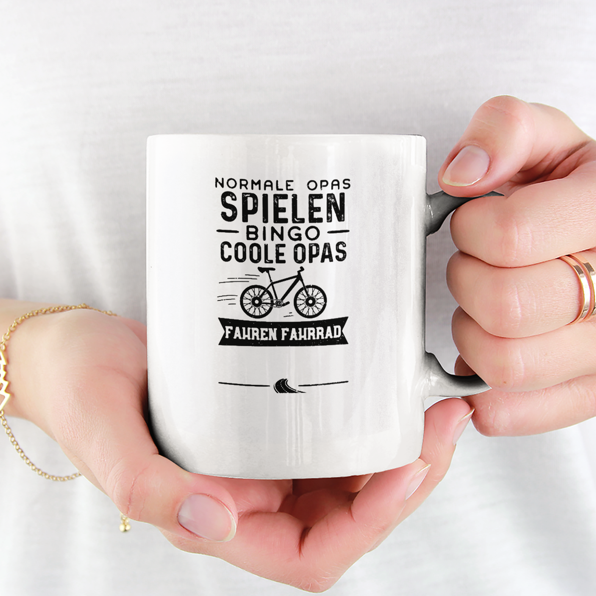 Normale Opas Spielen Bingo Coole Opas Fahren Fahrrad Tasse - DESIGNSBYJNK5.COM