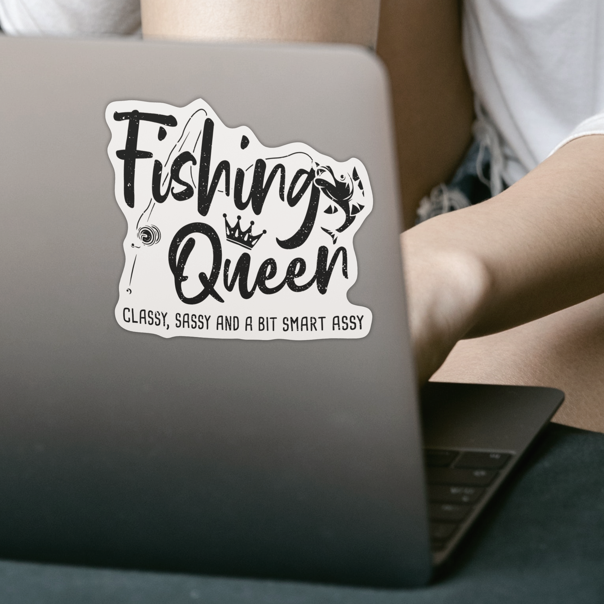 Fishing Queen Sticker - DESIGNSBYJNK5.COM