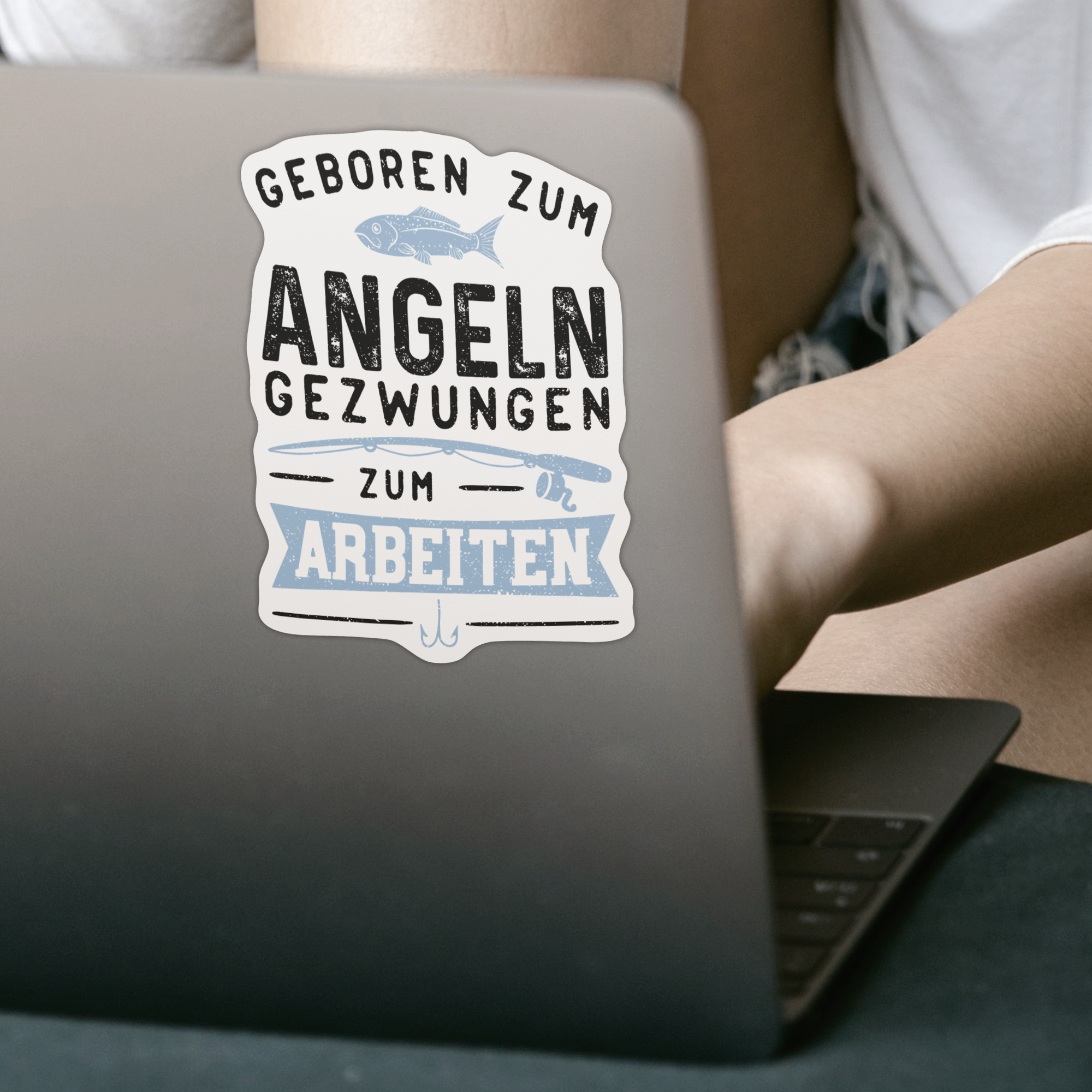 Geboren Zum Angeln Gezwungen Zum Arbeiten Sticker - DESIGNSBYJNK5.COM