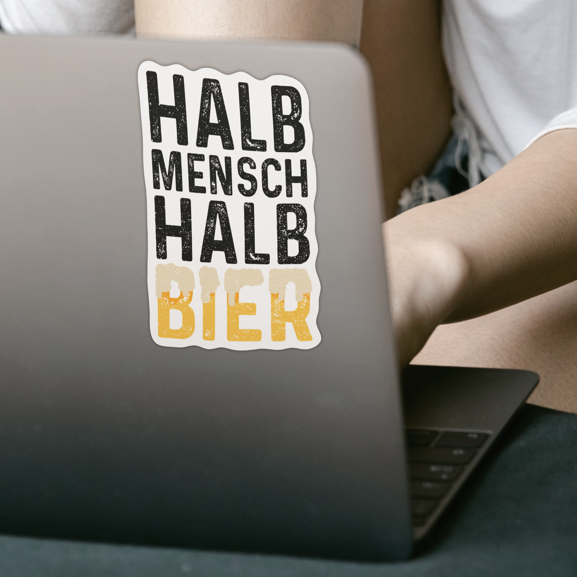 Halb Mensch Halb Bier Sticker - DESIGNSBYJNK5.COM