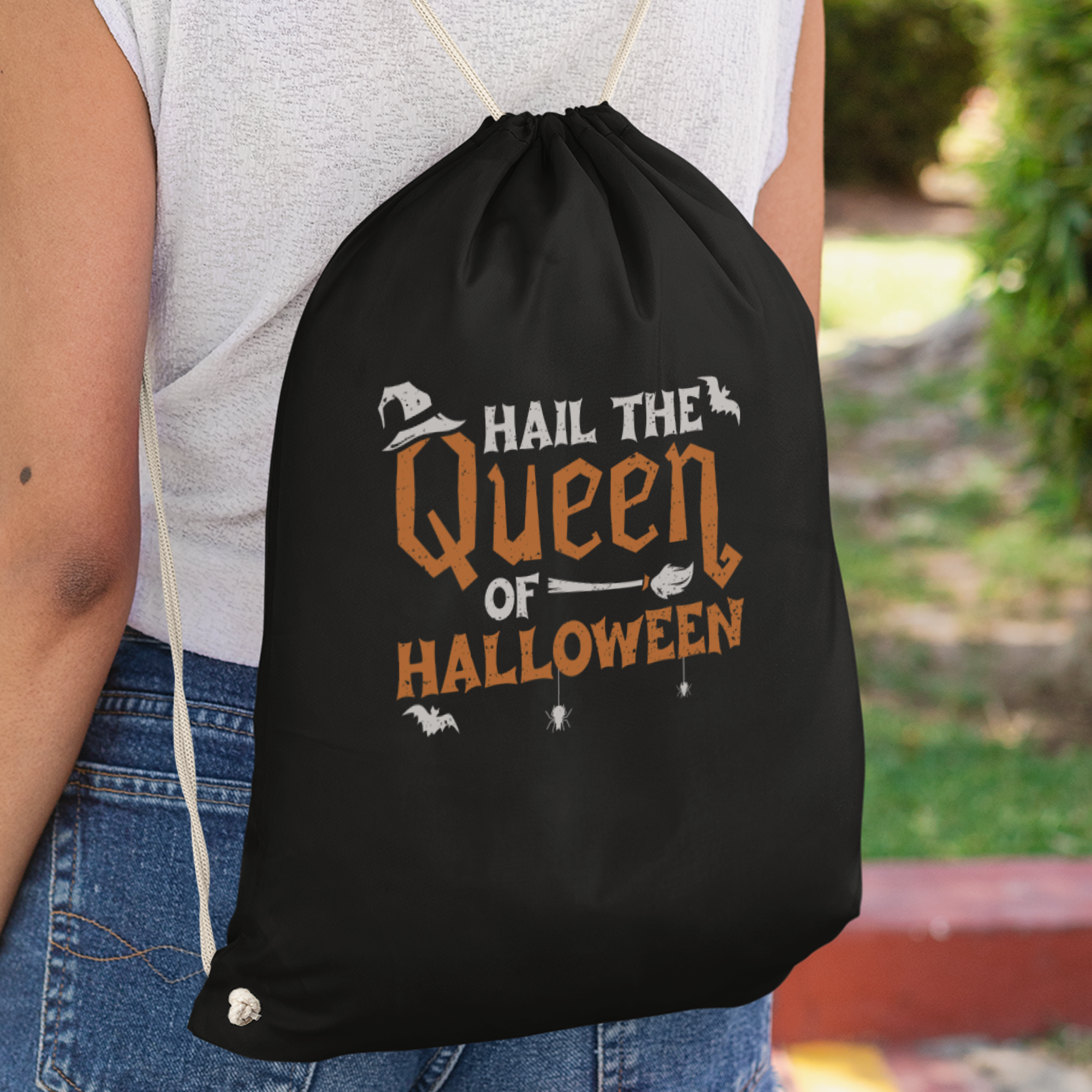 Hail The Queen Of Halloween Turnbeutel - DESIGNSBYJNK5.COM