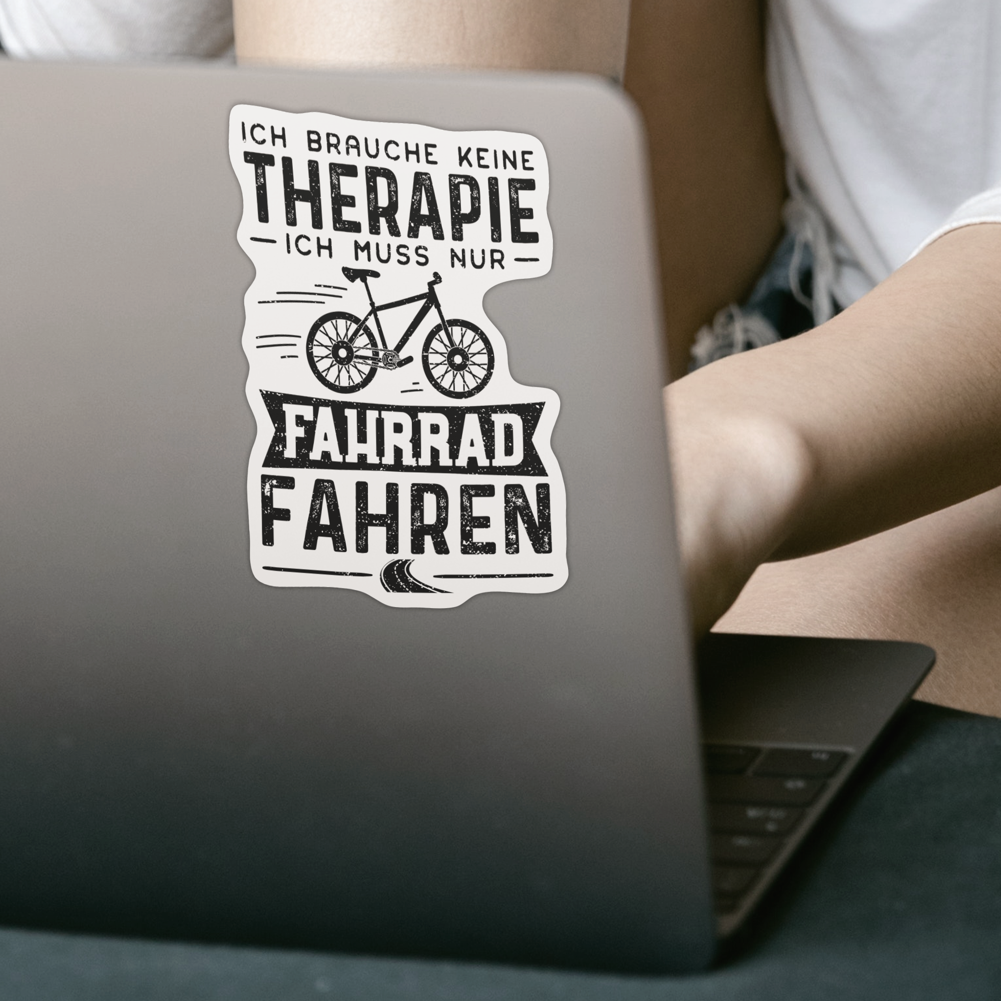 Ich Brauche Keine Therapie Ich Muss Nur Fahrrad Fahren Sticker - DESIGNSBYJNK5.COM