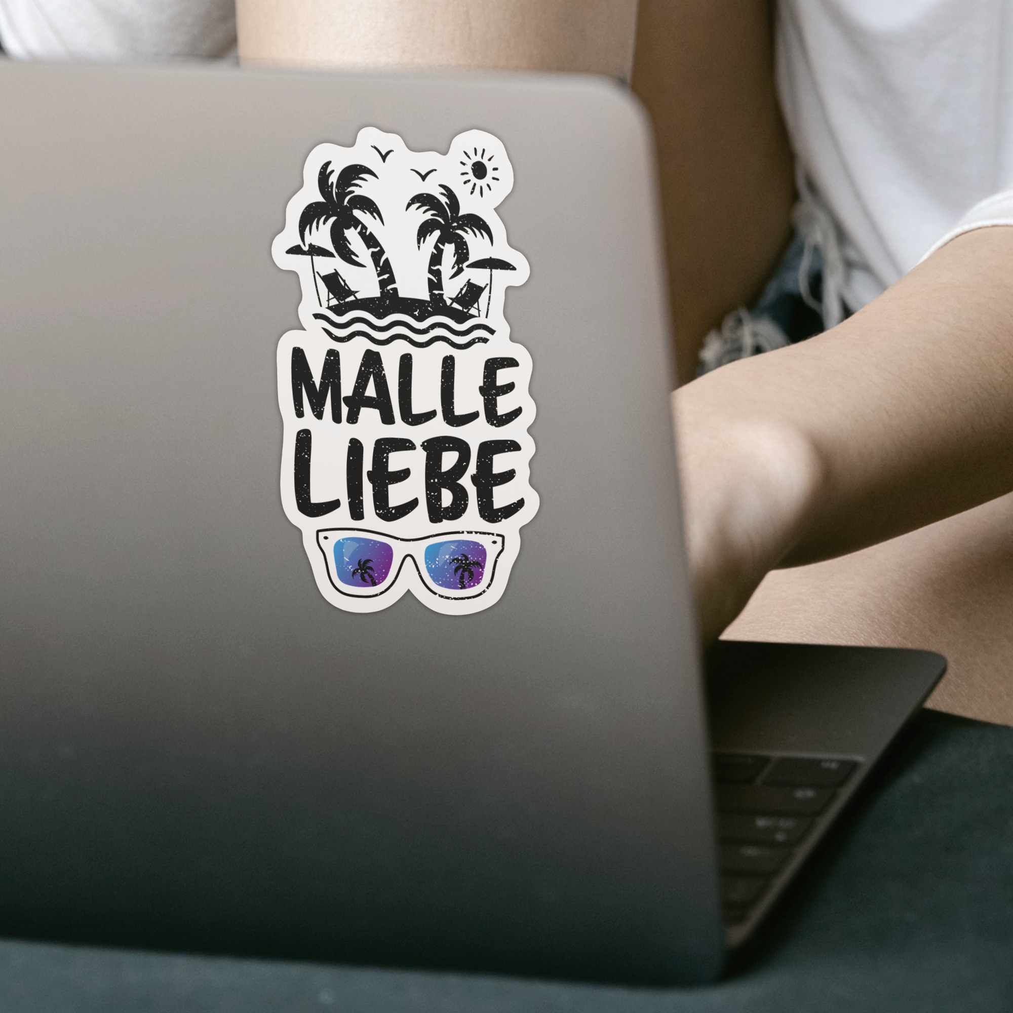 Malle Liebe Sticker - DESIGNSBYJNK5.COM