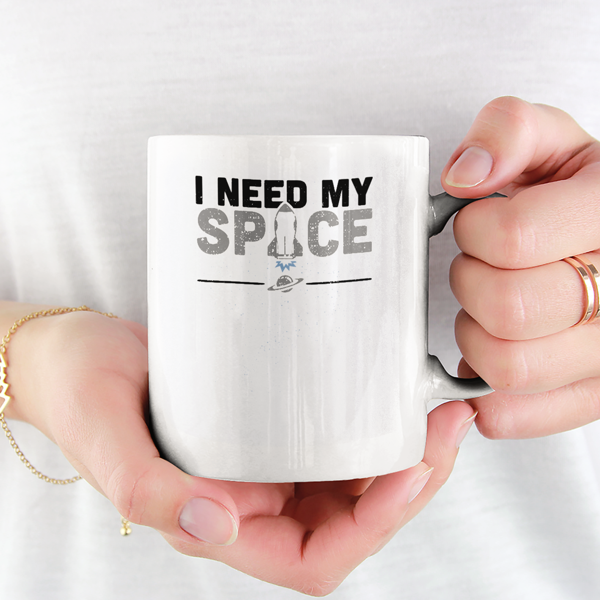 I Need My Space Tasse - DESIGNSBYJNK5.COM