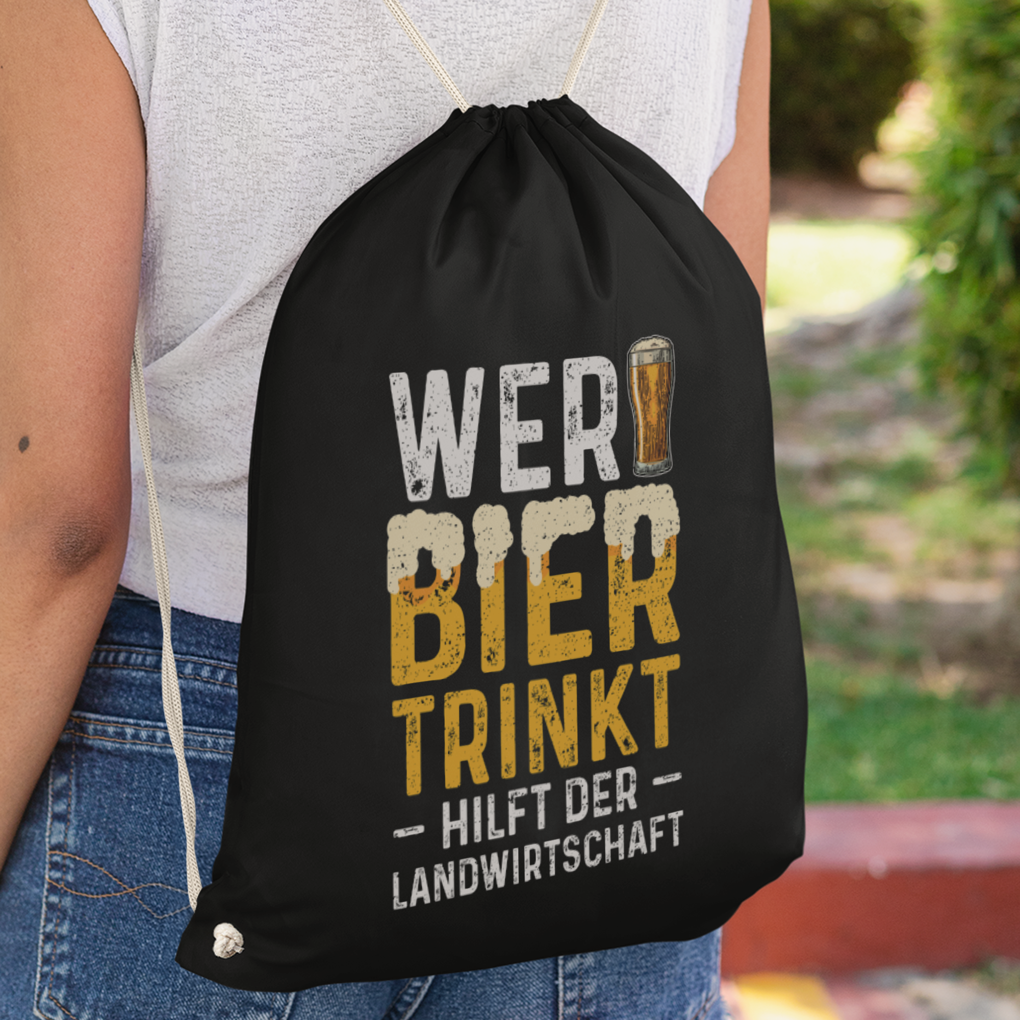 Wer Bier Trinkt Hilft Der Landwirtschaft Turnbeutel - DESIGNSBYJNK5.COM